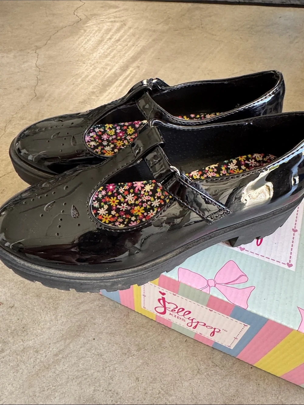 Jellypop Pandora Kids Black Patent Mary Jane Shoes with Flower Insole